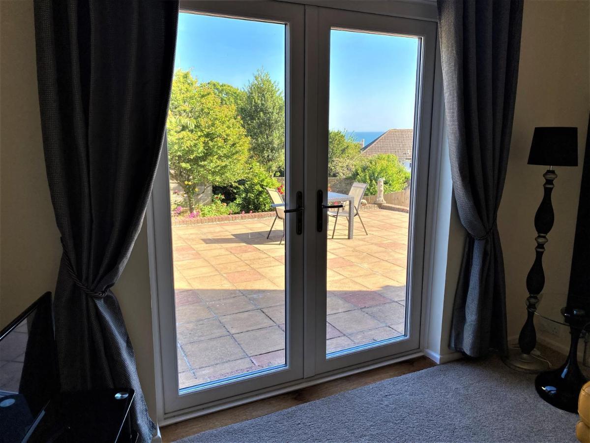 Апартаменты Luxury Suntrap In Private Complex St Leonards Гастингс Экстерьер фото